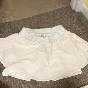 Lululemon white athletic skirt